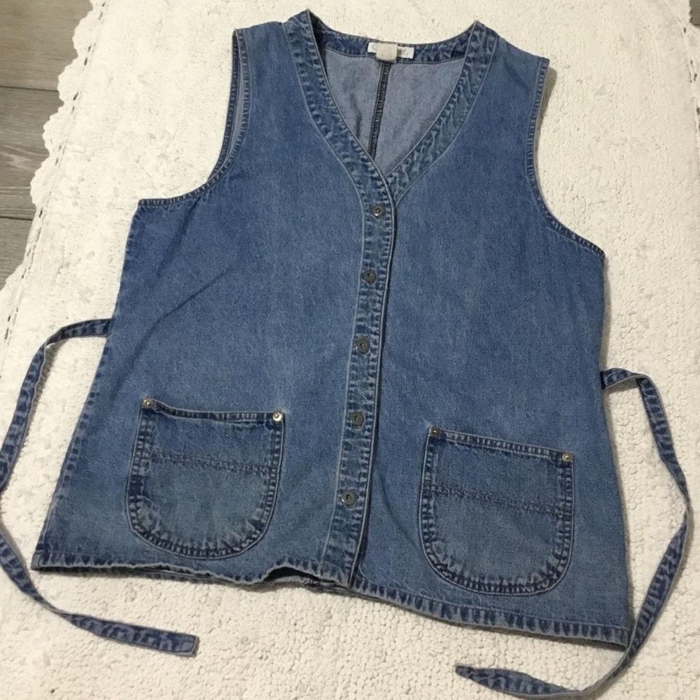 Vintage Denim Cherokee Jean Vest With Pockets and Tie Backs Size Medium
